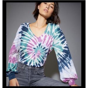 NATION LTD Purple Green Blue Tie Dye V-Neck Long Sleeve Top Women’s Size Medium